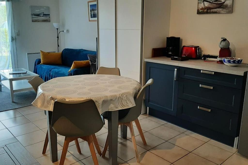 Hyper Centre De Sarzeau, Grand Appartement Au Calme Avec Jardinet المظهر الخارجي الصورة